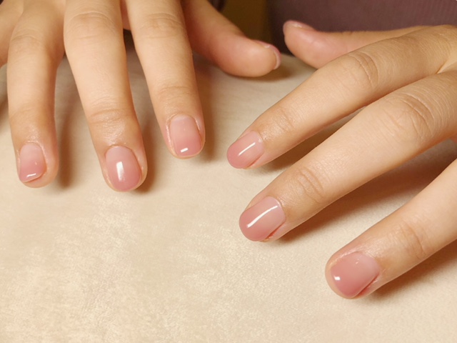 オフィスネイル×ピンクグラデーション
