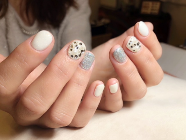 ショートネイルライフスタイルに合わせて