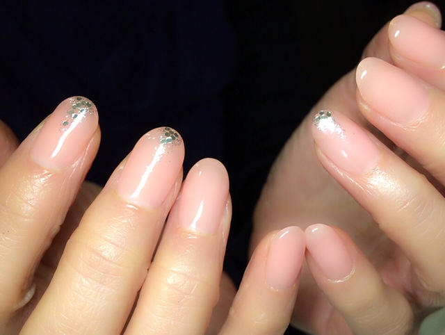 ホログラムでキラッとさせて