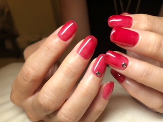 シアーレッドスクエアスタイルのネイル