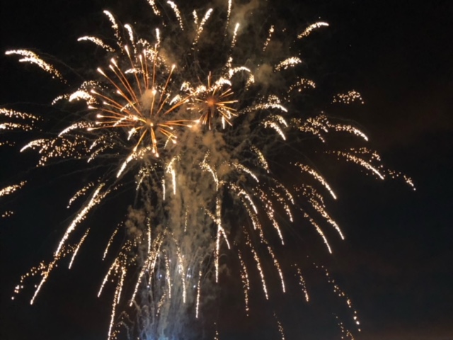花火会津の夜空