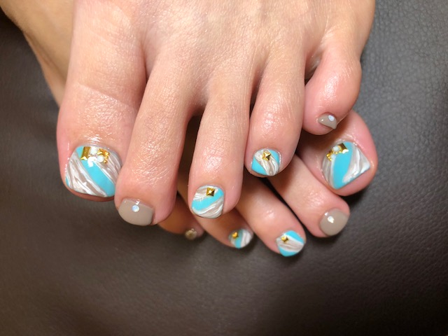 ニュアンスアートのフットネイル