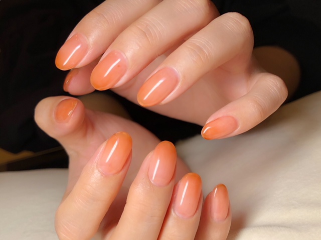 シアーオレンジネイル