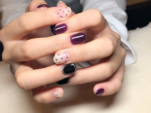 ダークパープルネイル