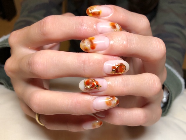 ニュアンスべっ甲ネイル