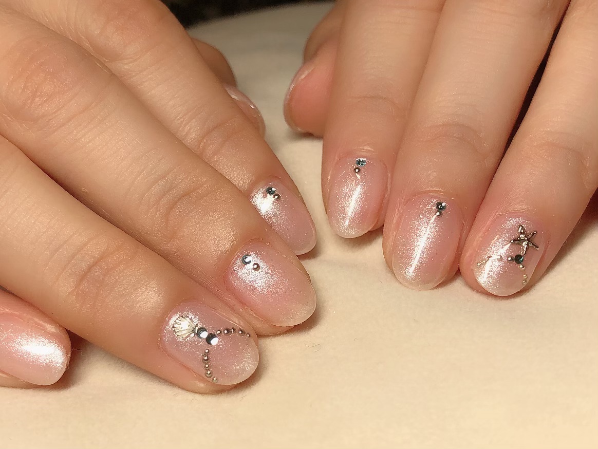 キラキラシャーベットピンクネイル