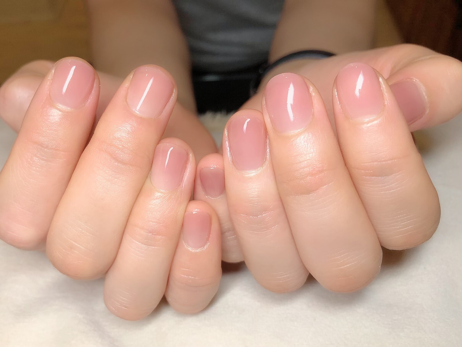 肌馴染みピンクネイル