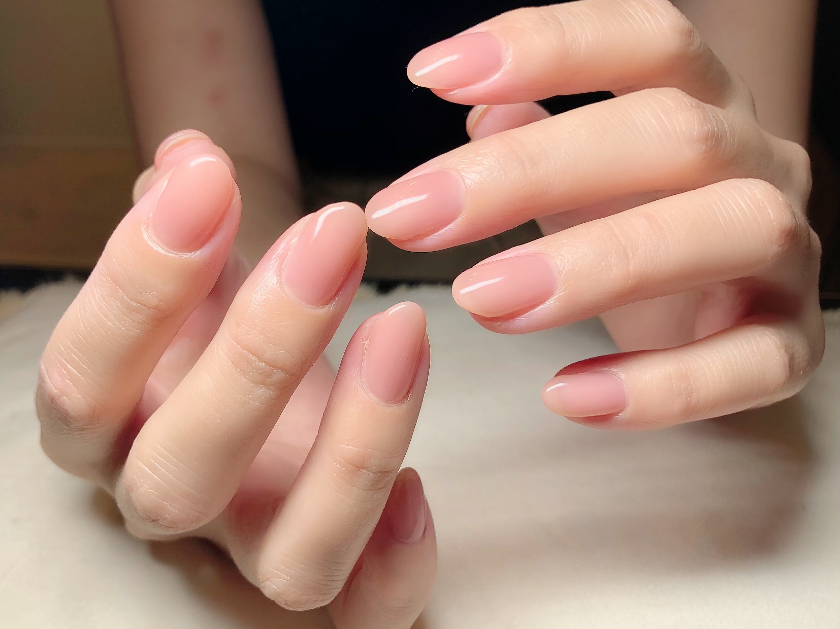 肌馴染みの良いピンクネイル