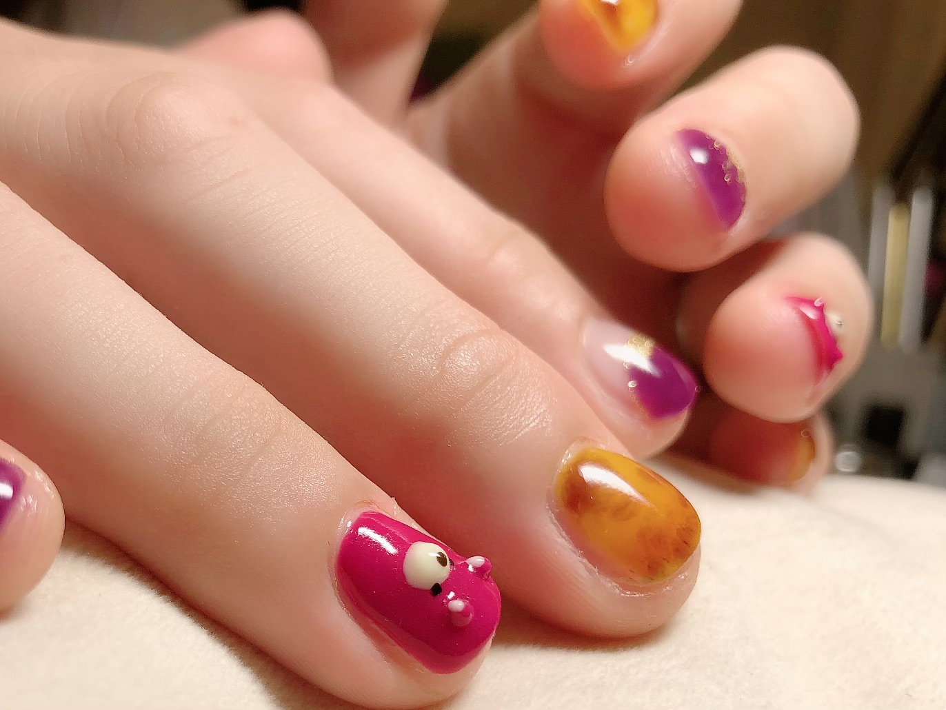 秋カラー×くまちゃんネイル